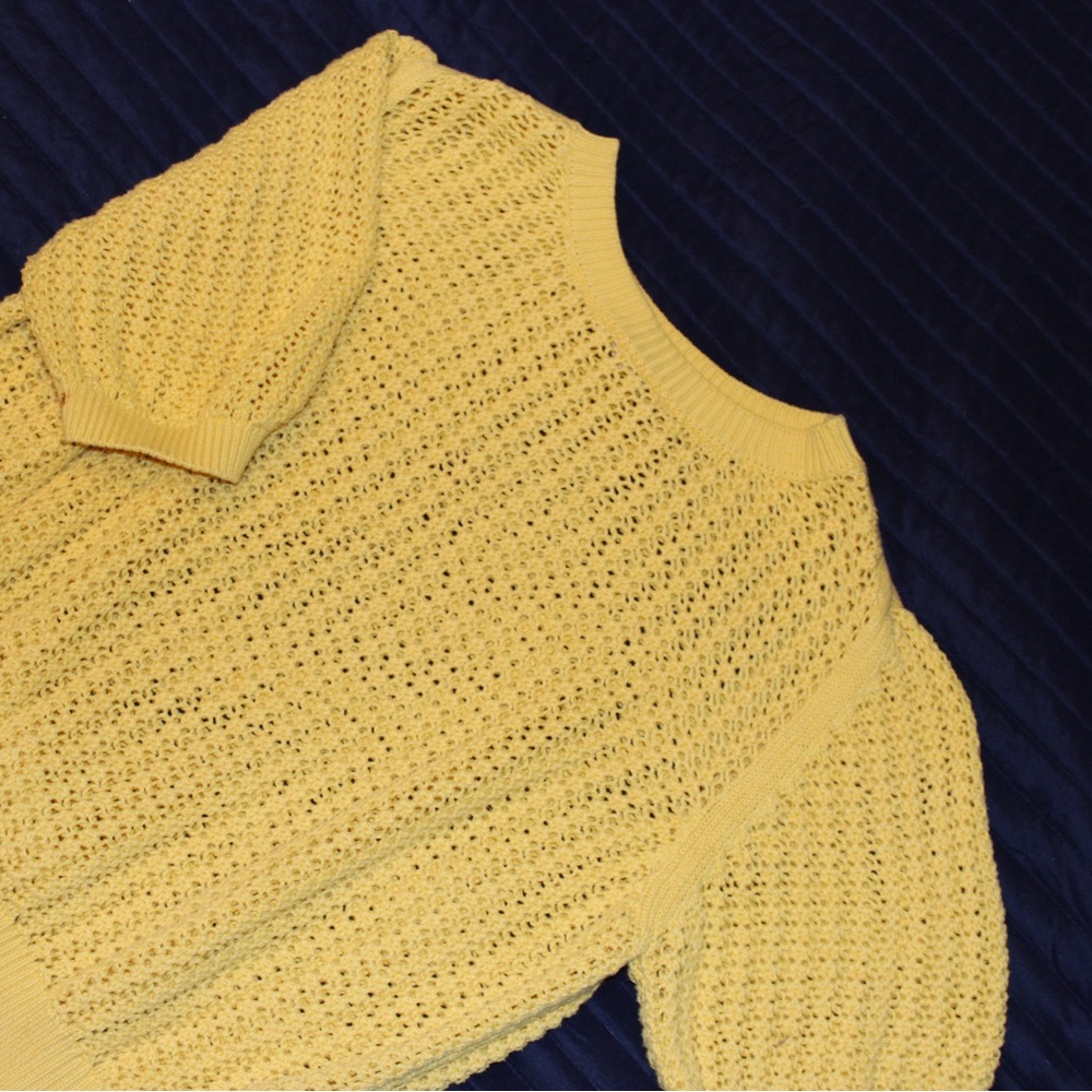 Crochet lightweight yellow T shirt